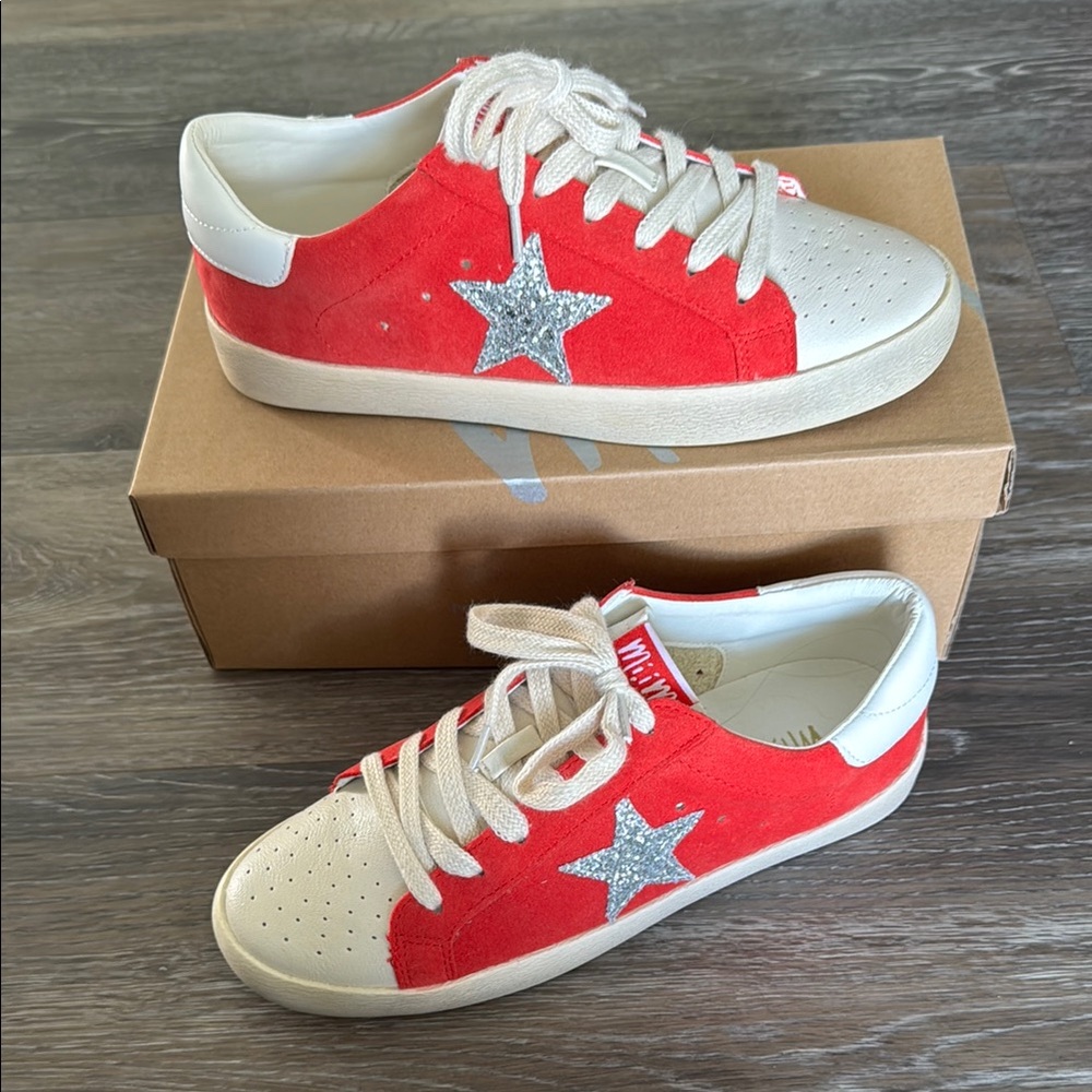 Stylish Red Mi.iM Shoes with Star Design